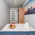 Lumina Cozy 2-rooms Near Zlote Tarasy Apartmán *